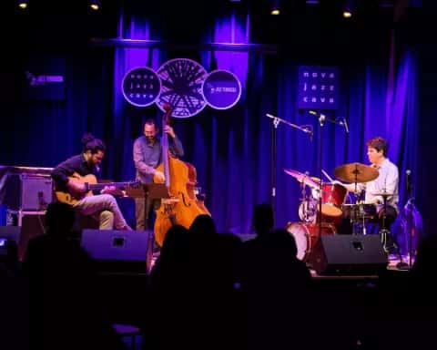 Edu Ribeiro Trio
