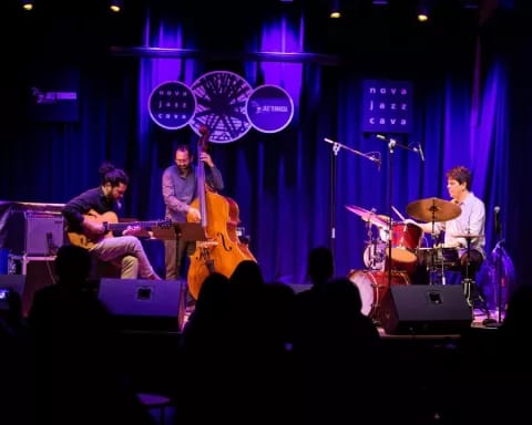 Edu Ribeiro Trio