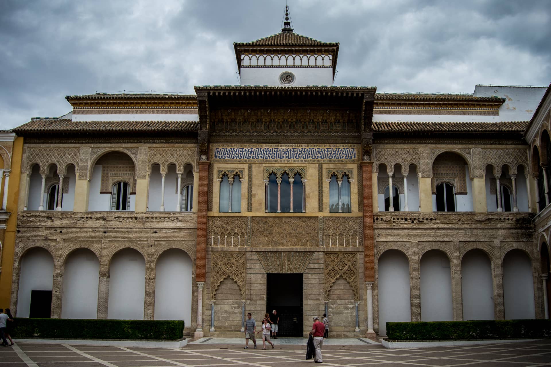 El Pase Carmesí: la visita nocturna al Real Alcázar