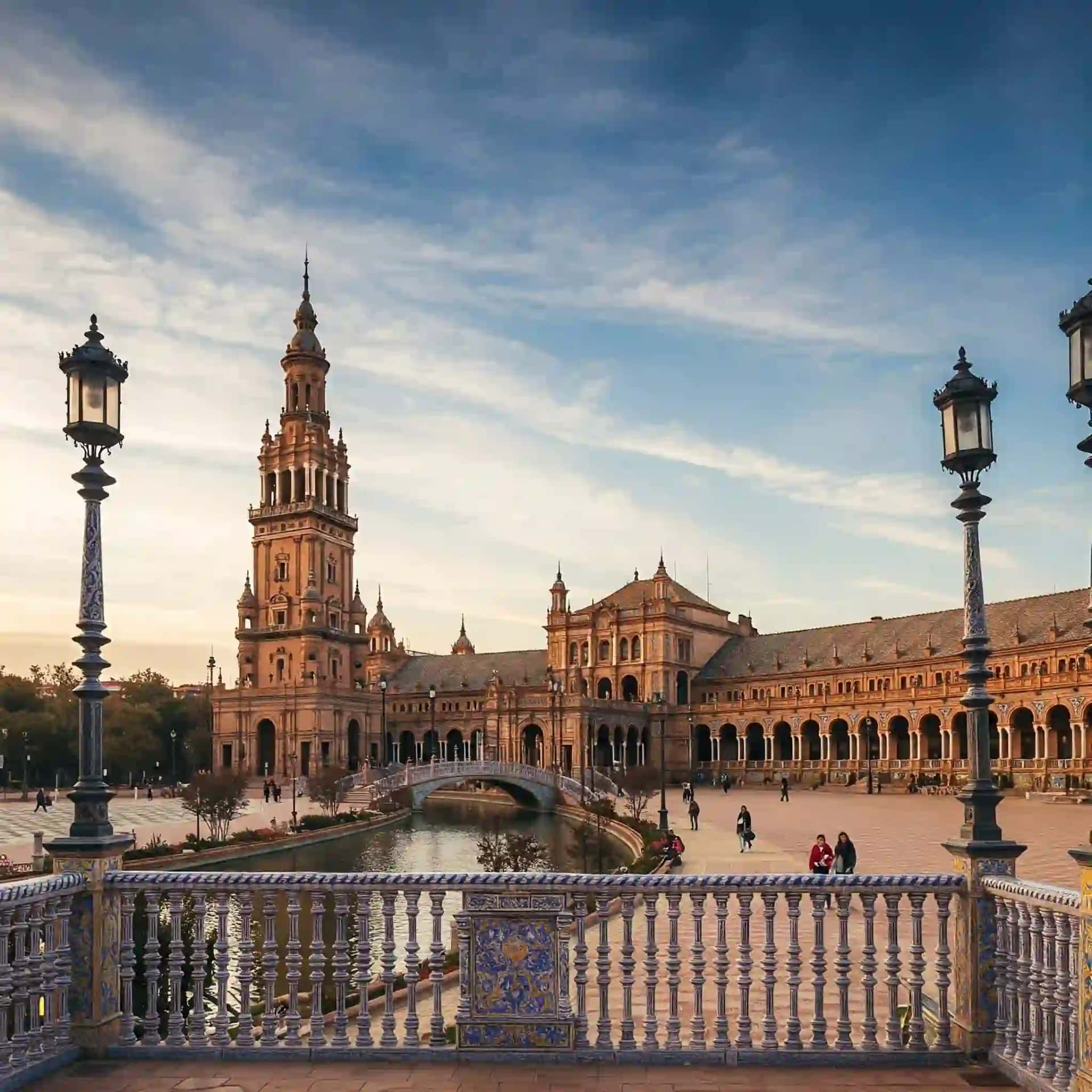 Ruta por los bares de Sevilla que inspiran canciones