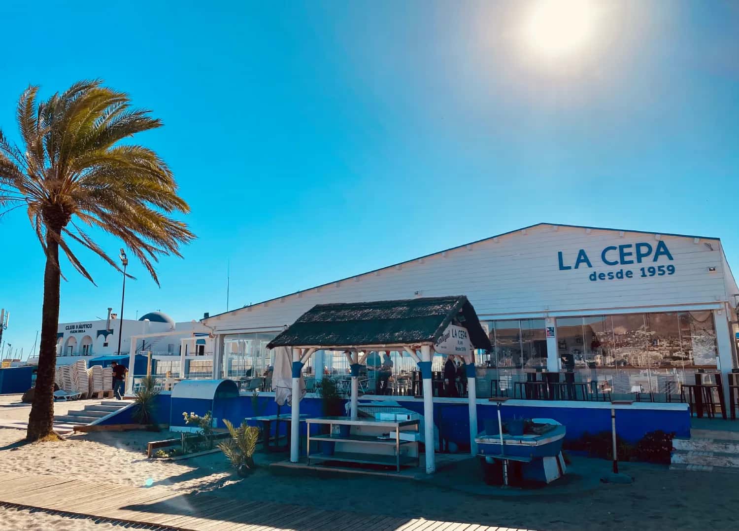 Chiringuito La Cepa Playa en Fuengirola: espetos y tradición