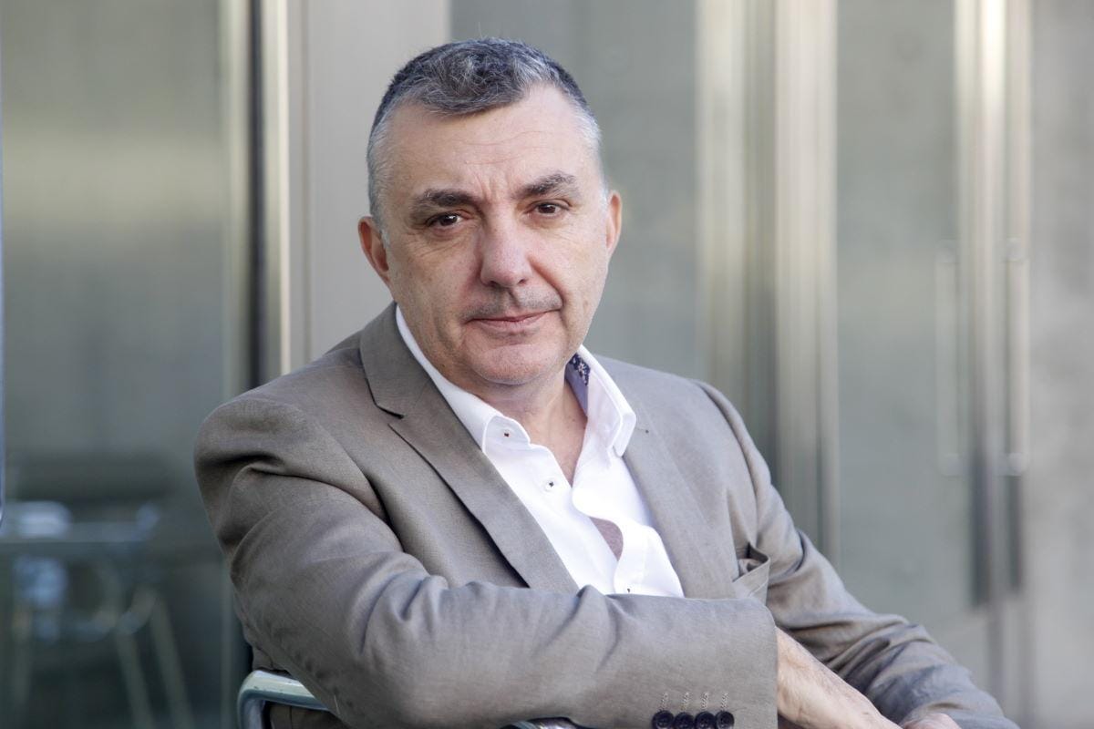 Encuentro con Manuel Vilas en conversación con Sara Mesa