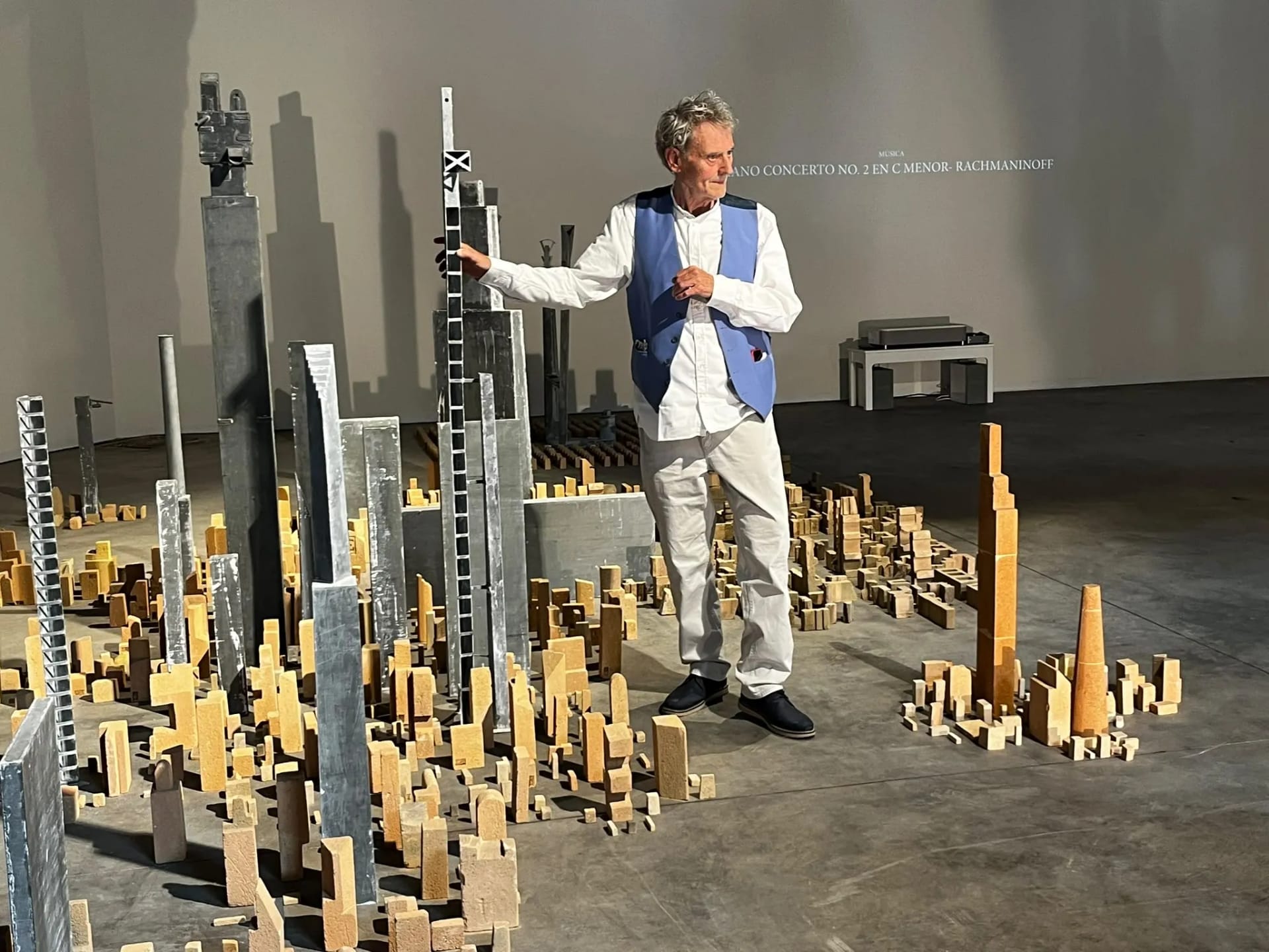 La Casa-Taller de Miquel Navarro abre sus puertas en Mislata