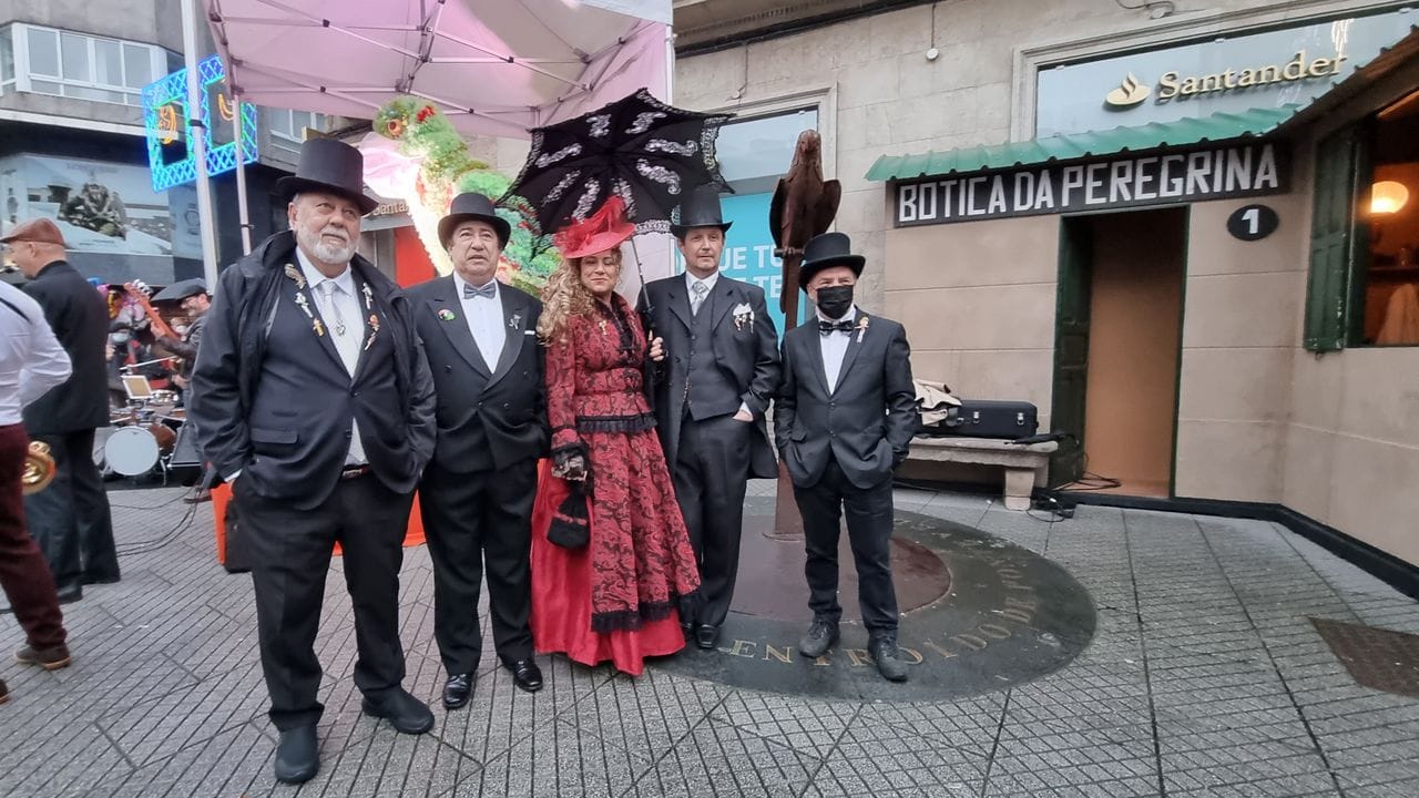 Recreaci贸n de la botica de don Perfecto Feijoo con actuaci贸n de Boavila e Os Alegres