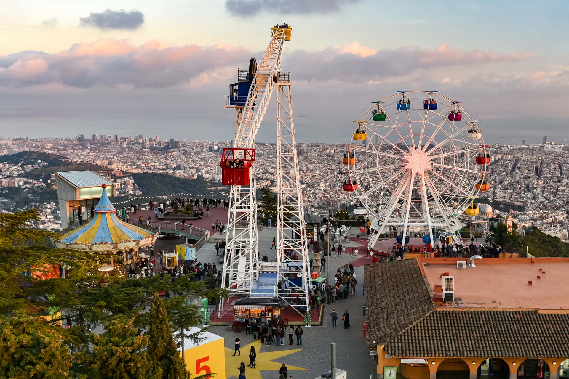 El Piratta del Tibidabo renueva su barco y cierra seis meses