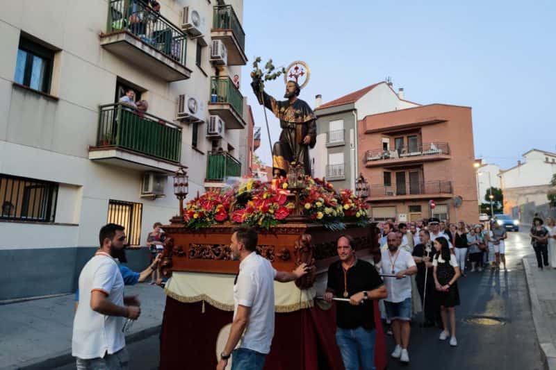 Fiestas de Santiago Apóstol: procesión y verbena