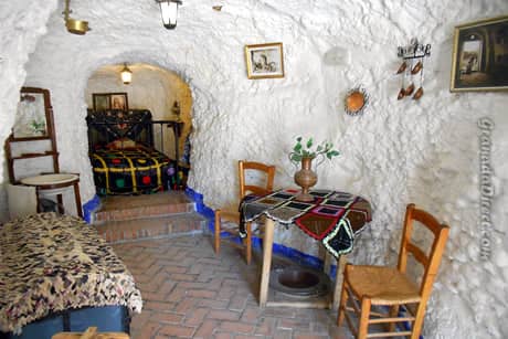Cine de verano en las cuevas del Sacromonte
