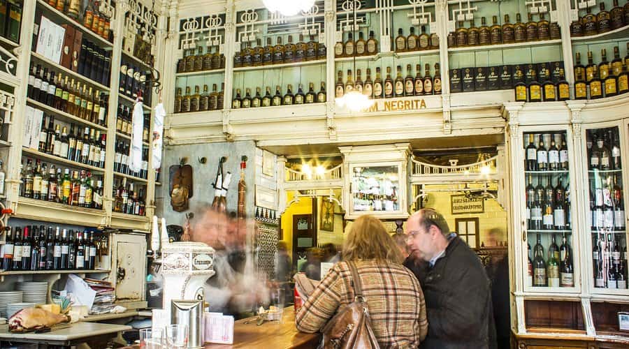 La ruta de la pavía de bacalao en Sevilla