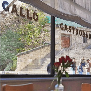 El Gallo Gastrobar en Cuenca: cocina fusión junto al Huécar