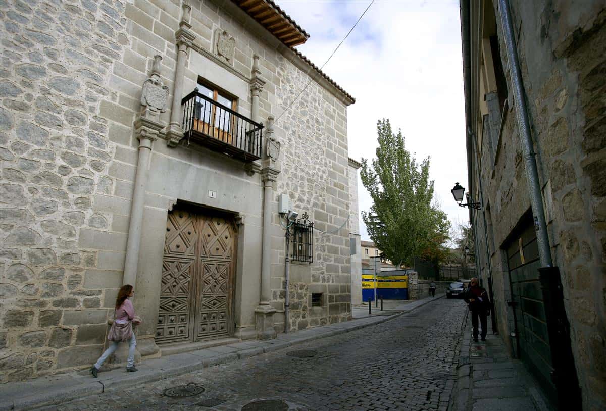 La Ávila de Valeriano Bécquer en el Museo del Prado