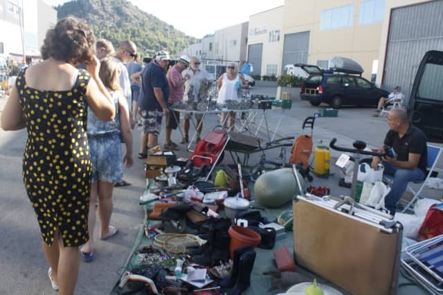Rastro de Pedreguer: antigüedades y tesoros los domingos