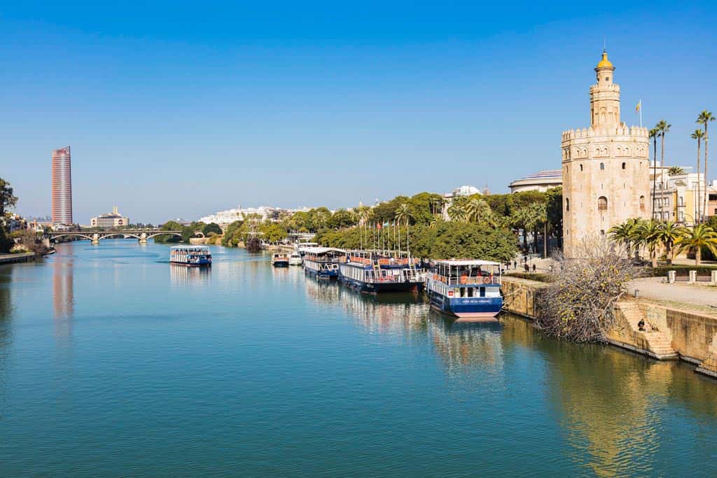 Monólogos de verano frente al Guadalquivir