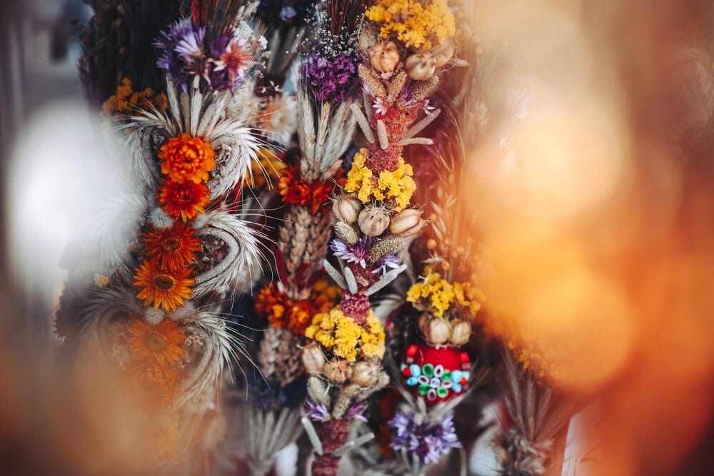 Ofrendas florales a César San José