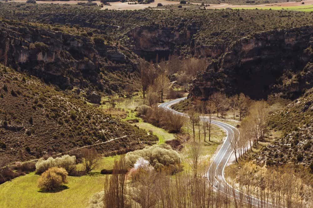 La C-31: 86 curvas entre Castelldefels y Sitges