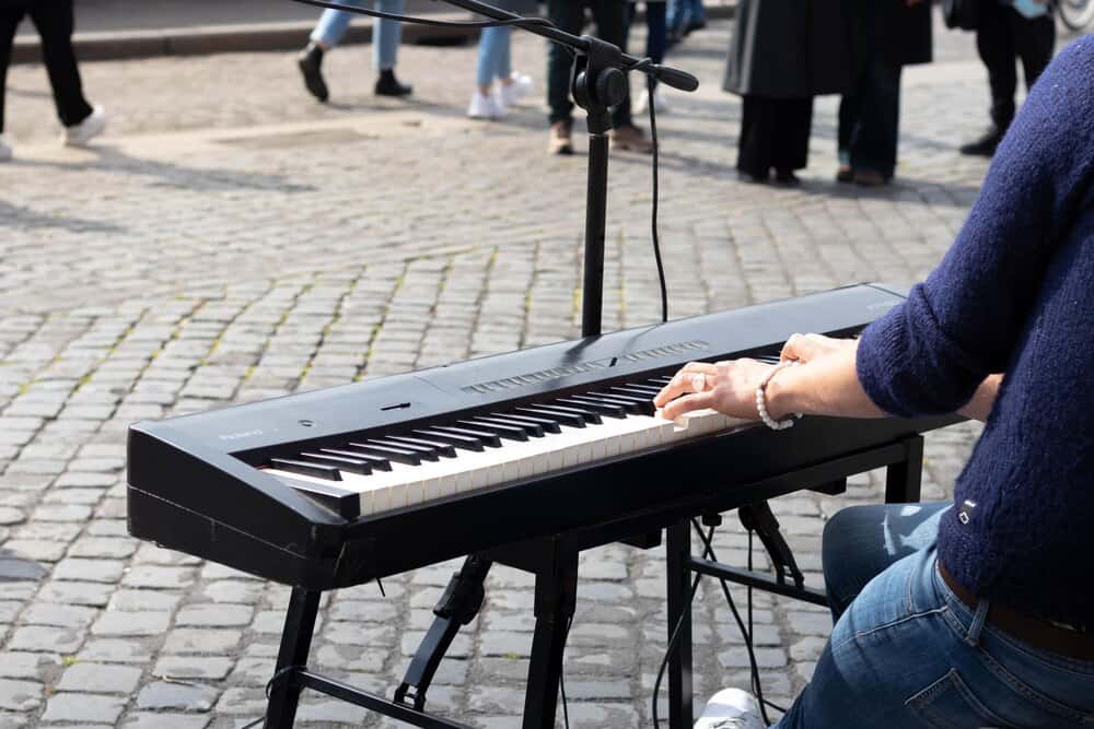 Pianos al aire libre: la música toma las calles de Bilbao
