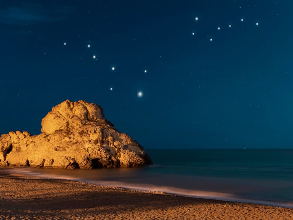 Navegación virtual con vistas a la bóveda celeste