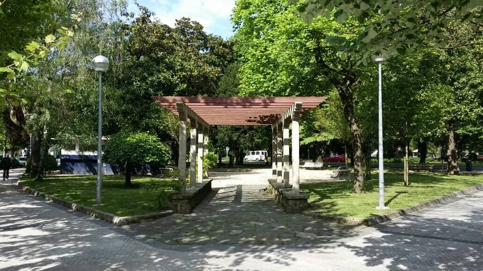 Plaza Leire