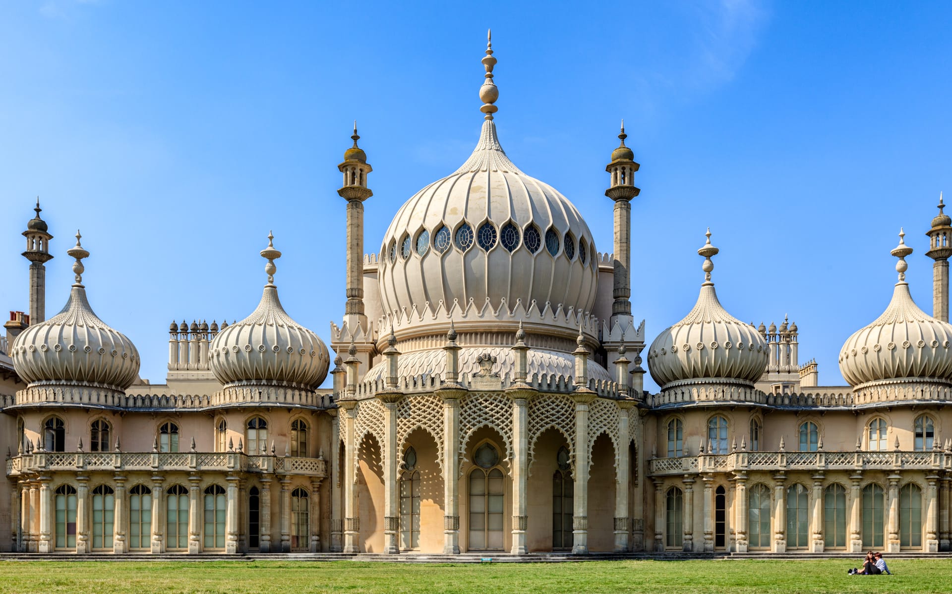 The Royal Pavilion & Adelaide Salon Art Gala