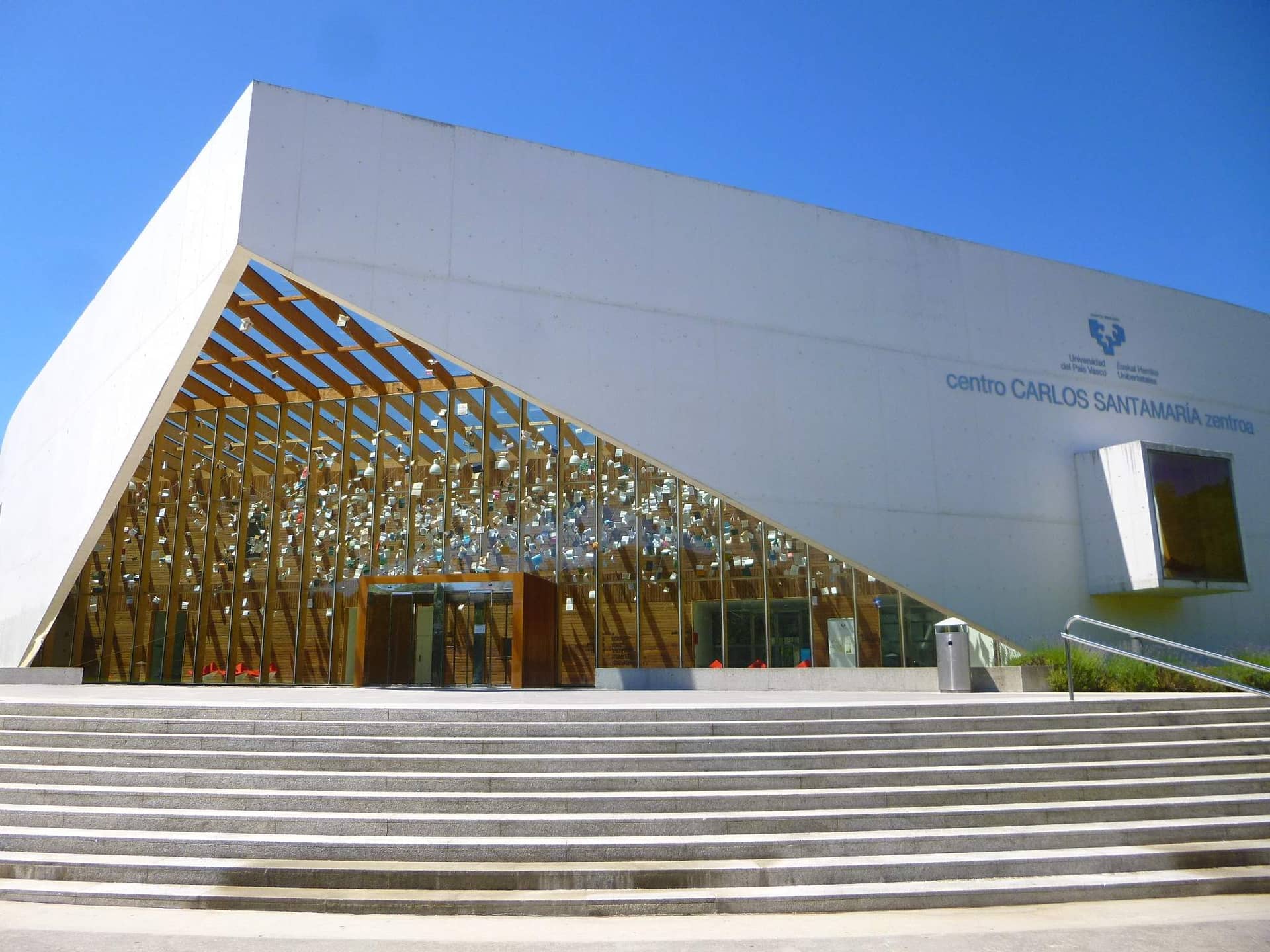 Centro Carlos Santamaría