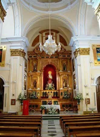 Procesión en honor a Sta. María de los Remedios